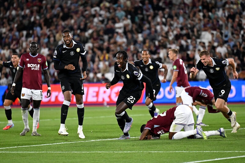 Chelsea vs West Ham - The Blues áp đảo Búa Tạ