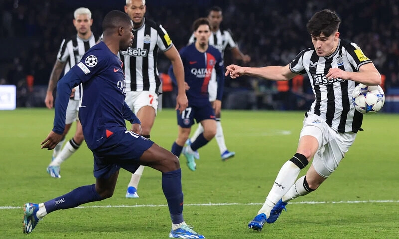 PSG vs Newcastle - Nhà vua chứng minh đẳng cấp